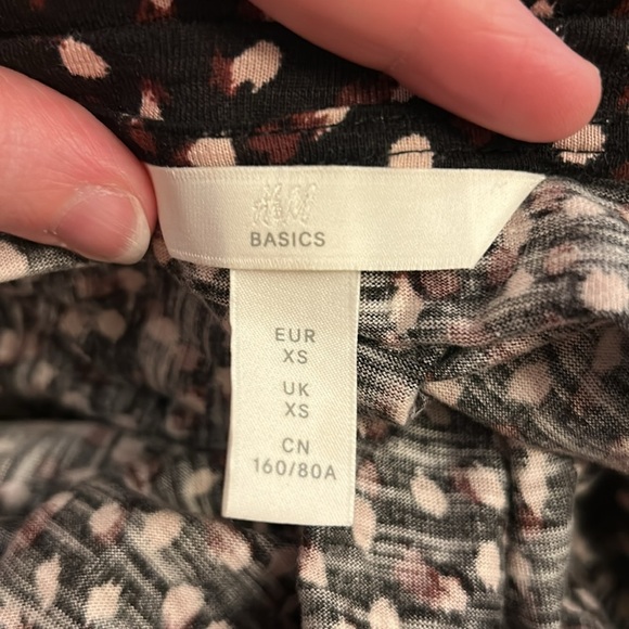 H&M Cotton-Blend, Patterned Dress with Elastic Waist, Sz US Small - Picture 6 of 6